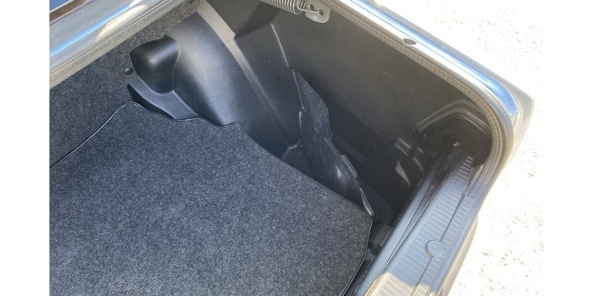 Mercedes-Benz 190 100.000 km 12.500 &euro; Rastatt 76437