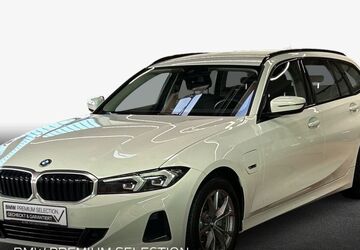 BMW 320 80.778 km 26.990 &euro; Karlsruhe 76227