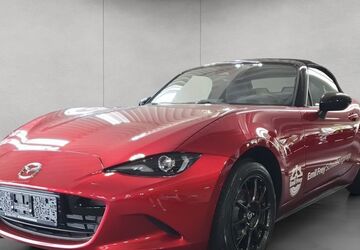 Mazda MX-5 2.204 km 29.850 &euro; Pforzheim 75179