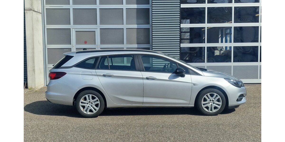 Opel Astra 1.2 Turbo Edition Klimaautomatic NAVI 49.000 km 16.499 &euro; Landau 76829