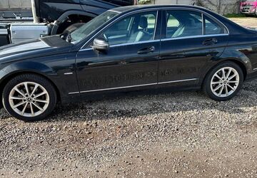 Mercedes-Benz C 250 174.000 km 2.499 &euro; Lingenfeld 67360