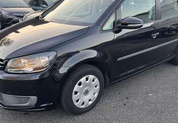 VW Touran 122.385 km 8.499 &euro; Eggenstein-Leopoldshafen 76344