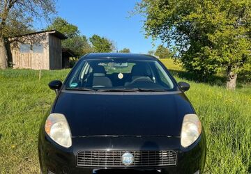 Fiat Grande Punto 235.000 km 800 &euro; Karlsruhe 76228