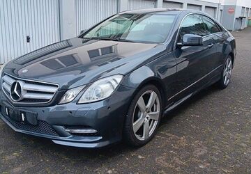 Mercedes-Benz E 220 238.000 km 9.900 &euro; Karlsruhe 76139
