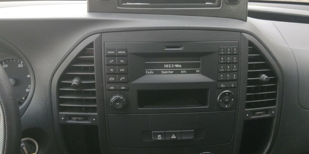 Mercedes-Benz Vito Tourer 114 CDI Extralang Pro 8 Sitze Klima 78.000 km 27.998 &euro; Landau 76829