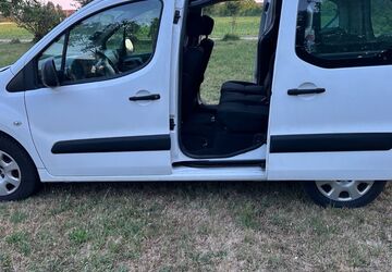 Peugeot Partner Tepee 270.000 km 4.499 &euro; Lingenfeld 67360