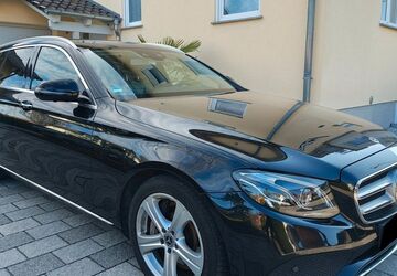 Mercedes-Benz E 350 144.600 km 25.900 &euro; Elchesheim-illingen 76477