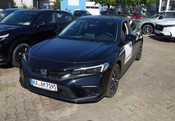 Honda Civic 3.522 km 32.879 &euro; Ettlingen-Bruchhausen 76275
