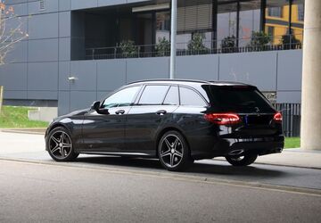 Mercedes-Benz C 250 172.500 km 17.600 &euro; Karlsruhe 76137