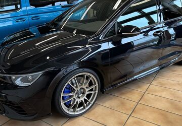 VW Golf 31.670 km 39.990 &euro; Neuenbürg-Arnbach 75305