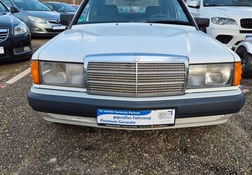 Mercedes-Benz 190 211.972 km 3.900 &euro; Karlsruhe 76137