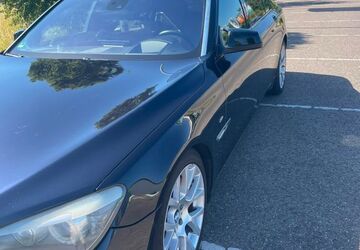 BMW 750 177.000 km 9.900 &euro; Karlsruhe 76185