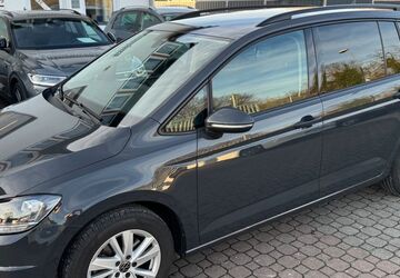 VW Touran 62.620 km 25.590 &euro; Eggenstein 76344