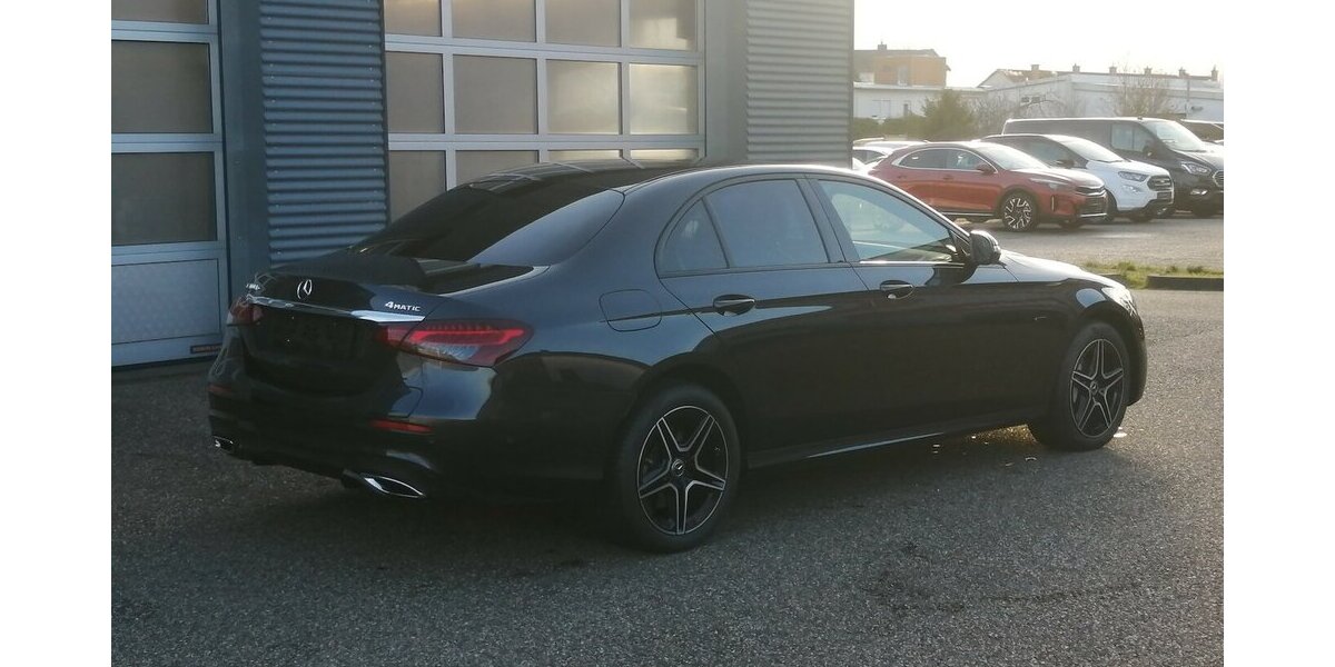 Mercedes-Benz E 300 de 4Matic 17.000 km 39.998 &euro; Landau 76829