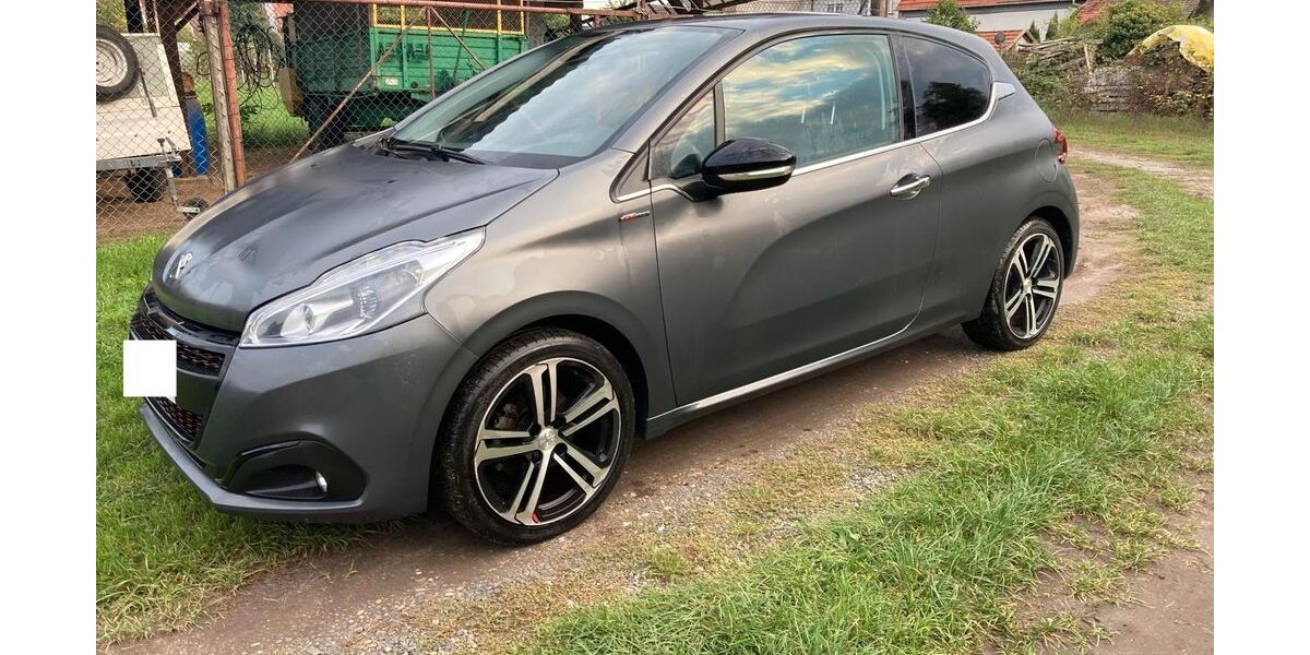Peugeot 208 39.000 km 9.600 &euro; Wiesental 68753