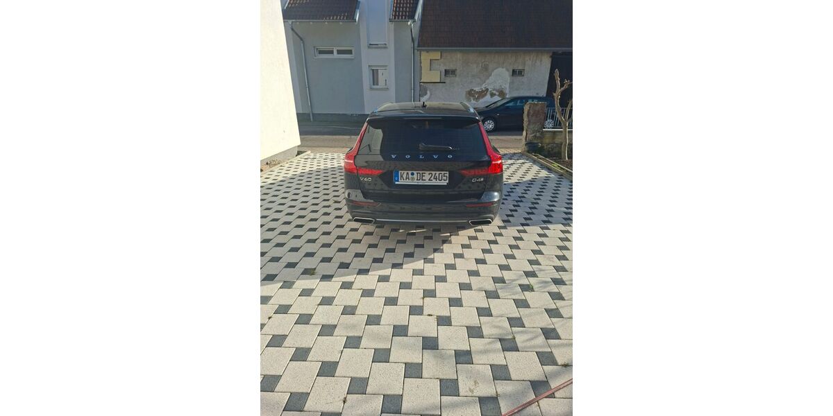 Volvo V60 125.000 km 21.500 &euro; Philippsburg 76661