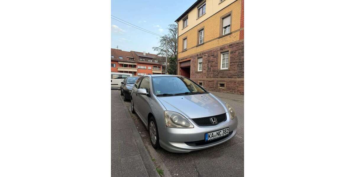 Honda Civic 165.000 km 2.700 &euro; Karlsruhe 76227