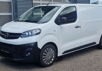 Opel Vivaro 67.000 km 18.799 &euro; Landau 76829
