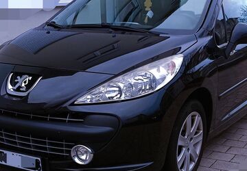 Peugeot 207 174.900 km 1.900 &euro; Bretten 75015