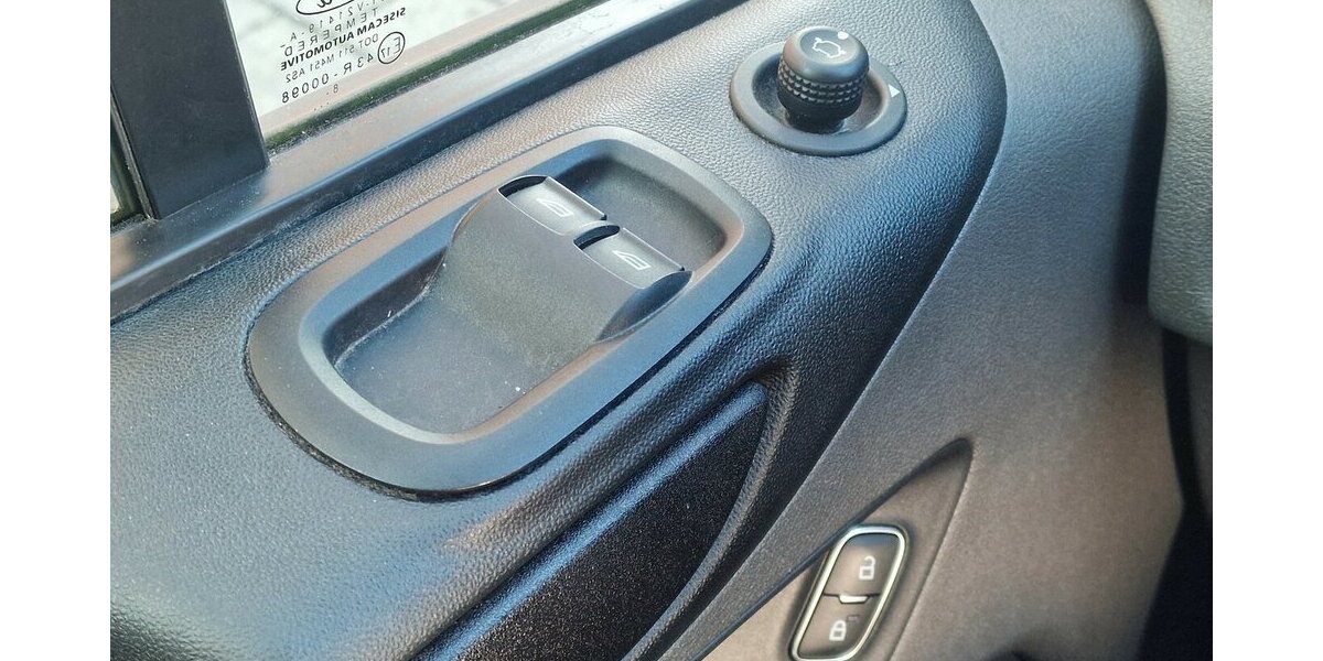 Ford Transit Custom 340 L2 H1 Trend Klima Navi 62.000 km 27.998 &euro; Landau 76829