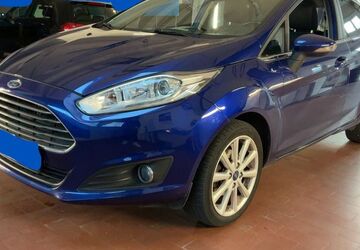 Ford Fiesta 50.000 km 9.789 &euro; Pforzheim 75179