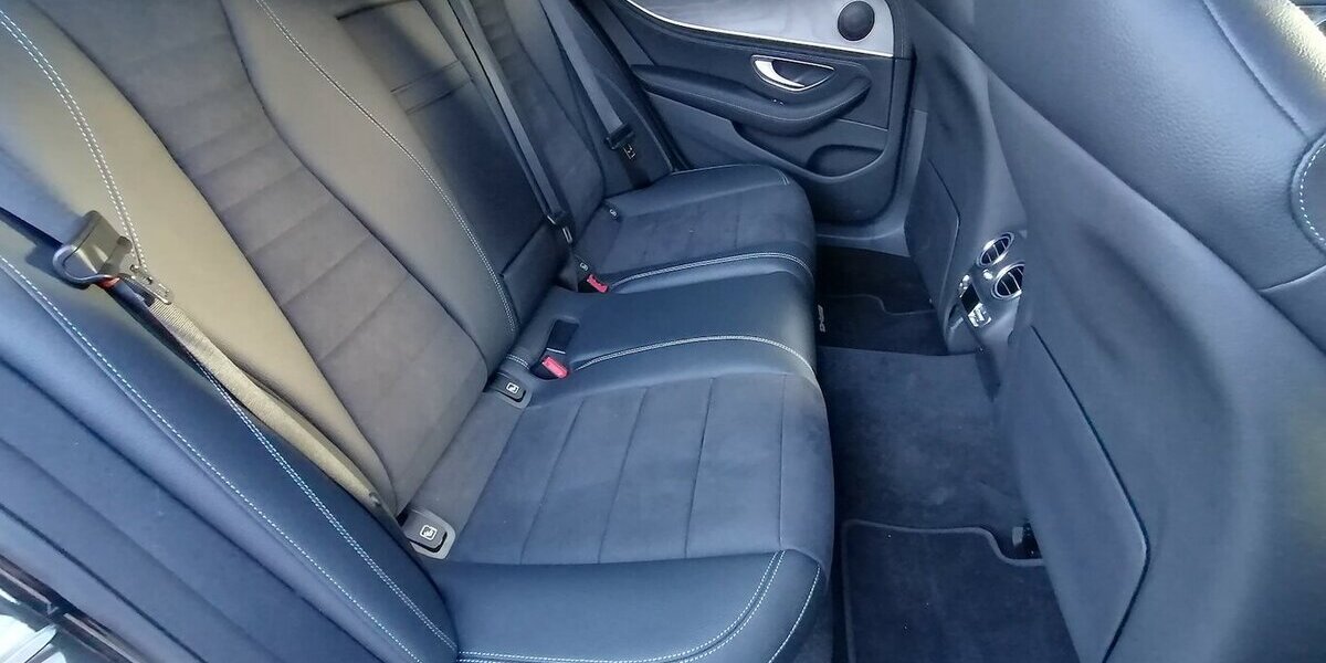 Mercedes-Benz E 300 de 4Matic 17.000 km 39.998 &euro; Landau 76829