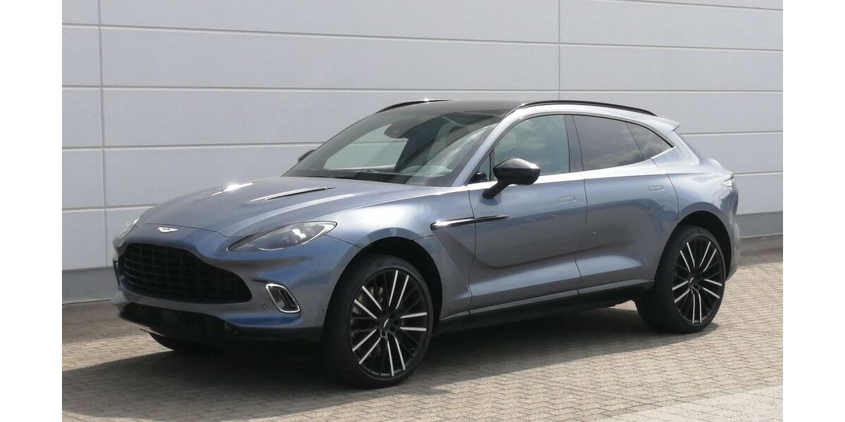 Aston Martin DBX 6.800 km 149.998 &euro; Landau 76829