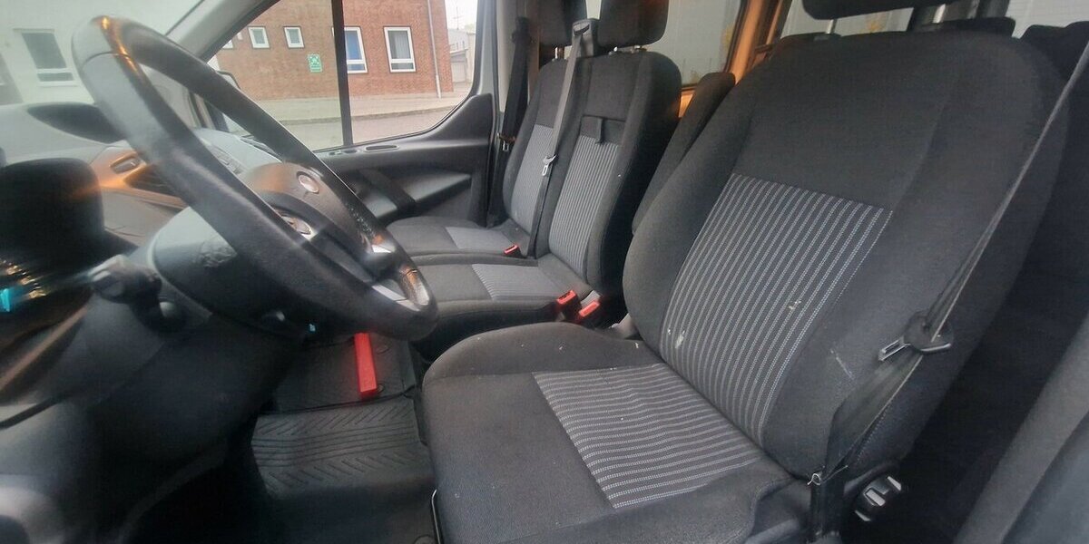 Ford Transit Custom 310 L1 Trend Klimaautom NAVI AHK 50.000 km 24.799 &euro; Landau 76829