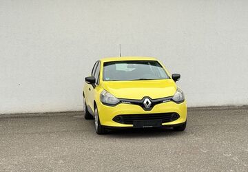 Renault Clio 145.000 km 3.799 &euro; Kandel 76870