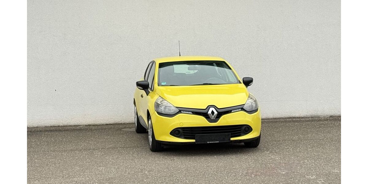 Renault Clio 145.000 km 3.799 &euro; Kandel 76870