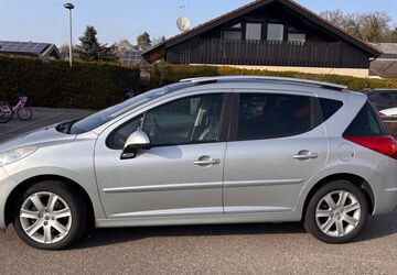 Peugeot 207 145.797 km 3.200 &euro; Maulbronn 75433