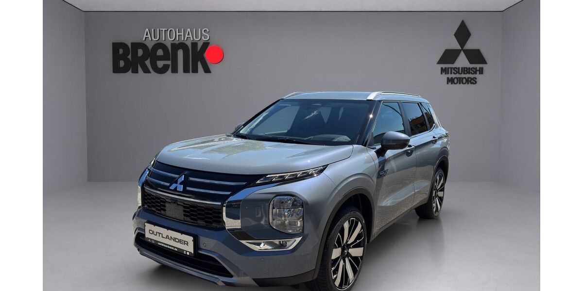 Mitsubishi Plug-in Hybrid Outlander 8.000 km 45.450 &euro; Karlsruhe 76227