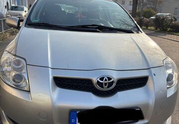 Toyota Auris 138.000 km 6.200 &euro; Linkenheim-Hochstetten 76351