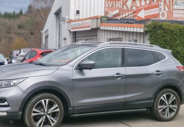 Nissan Qashqai 73.000 km 11.790 &euro; Birkenfeld bei Pforzheim 75217