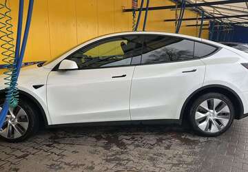 Tesla Model Y 96.000 km 29.850 &euro; Karlsruhe, Stadt 76131