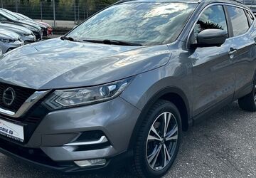 Nissan Qashqai 176.222 km 13.685 &euro; Gernsbach 76593