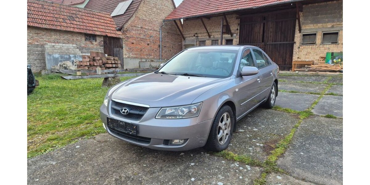 Hyundai SONATA 155.064 km 4.000 &euro; Niederotterbach 76889