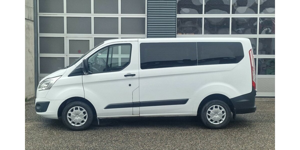 Ford Transit Custom 310 L1 Trend Klimaautom NAVI AHK 50.000 km 24.799 &euro; Landau 76829
