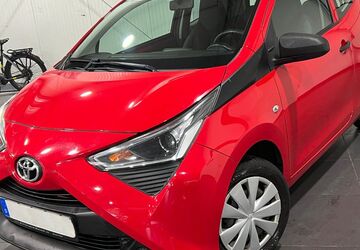 Toyota Aygo (X) 154.000 km 5.995 &euro; Bretten 75015