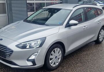 Ford Focus 52.000 km 15.399 &euro; Landau 76829