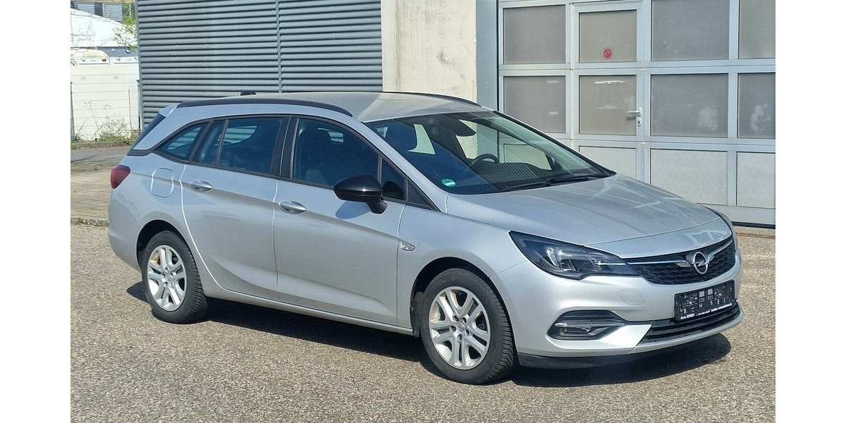 Opel Astra 1.2 Turbo Edition Klimaautomatic NAVI 49.000 km 16.499 &euro; Landau 76829