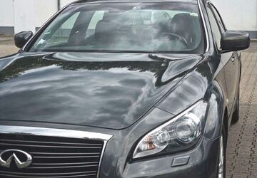 INFINITI Q70 201.637 km 10.800 &euro; pforzheim 75172