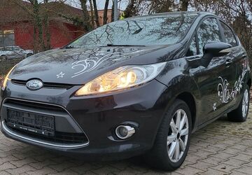 Ford Fiesta 130.000 km 2.300 &euro; Pforzheim 75180