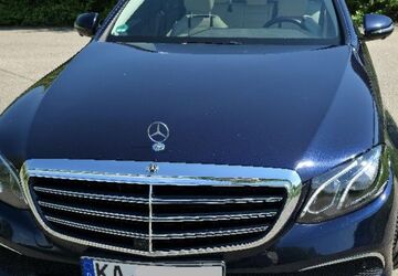 Mercedes-Benz E 300 245.000 km 19.400 &euro; Karlsruhe 76137