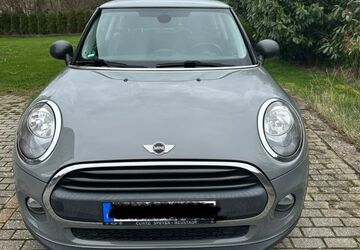 Mini ONE 73.387 km 10.800 &euro; Gondelsheim 75053