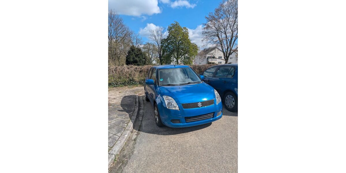 Suzuki Swift 69.000 km 2.850 &euro; Karlsruhe 76131