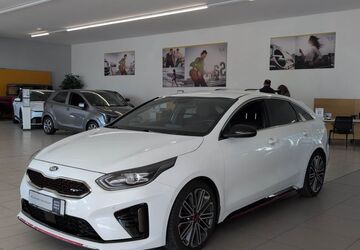 Kia pro ceed / ProCeed 182.000 km 14.850 &euro; Landau 76829