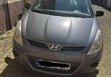 Hyundai i20 136.620 km 3.800 &euro; Karlsruhe 76227