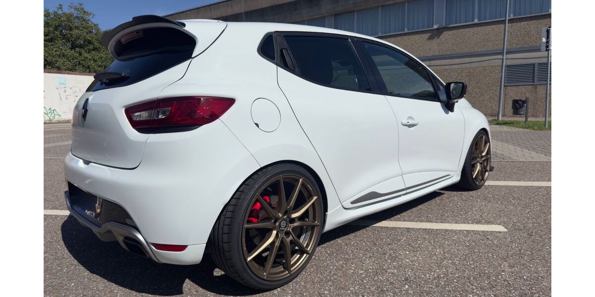 Renault Clio 96.500 km 10.800 &euro; Steinmauern 76479