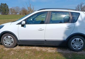 Renault Scenic 147.819 km 7.900 &euro; Niefern-Öschelbronn 75223